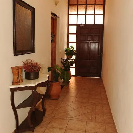 Delphic Moments - Sunny App 3br, 2ba With View * デルポイ